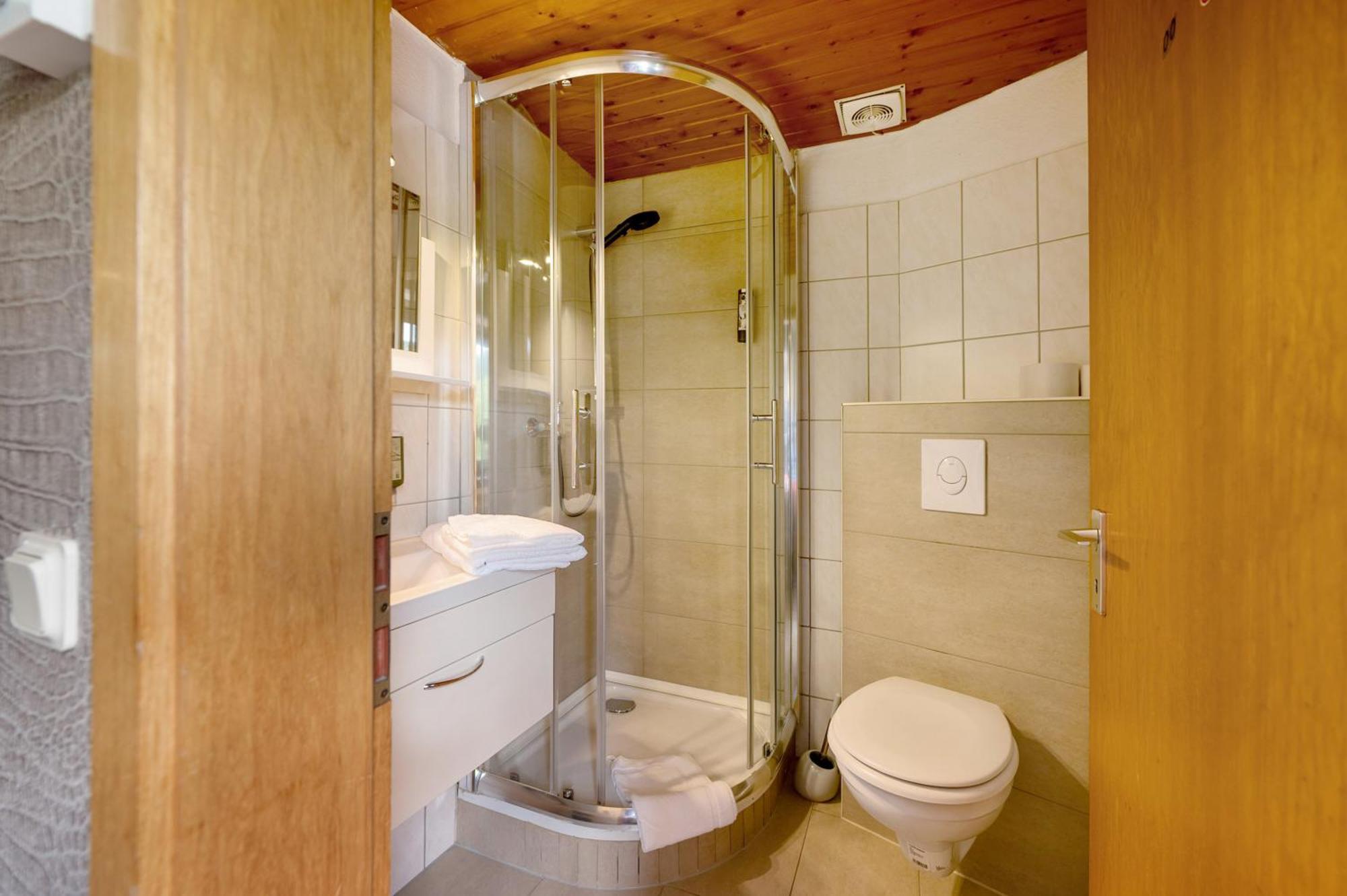 Bed And Breakfast St Wendel พรุม ภายนอก รูปภาพ