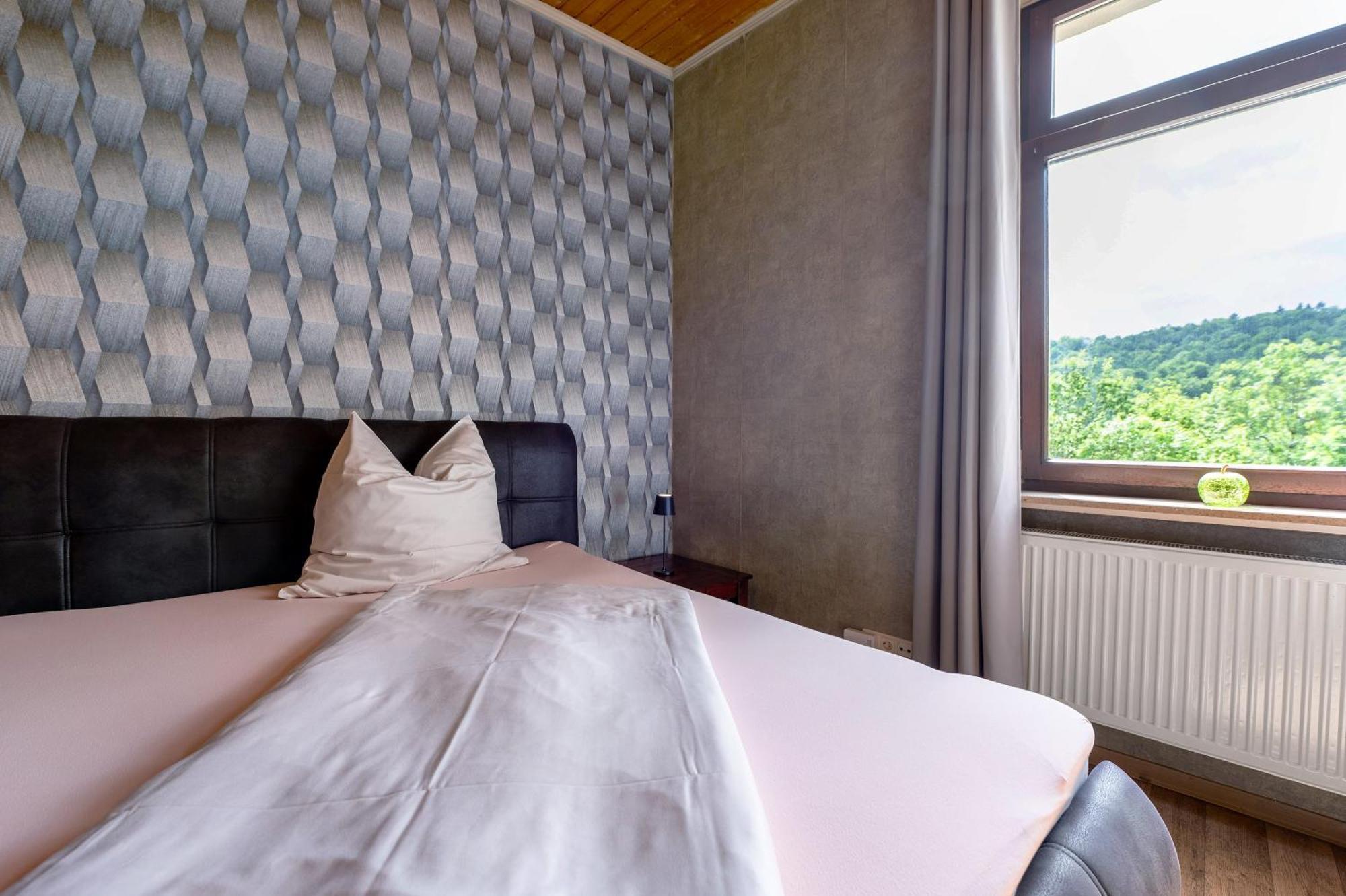 Bed And Breakfast St Wendel พรุม ภายนอก รูปภาพ