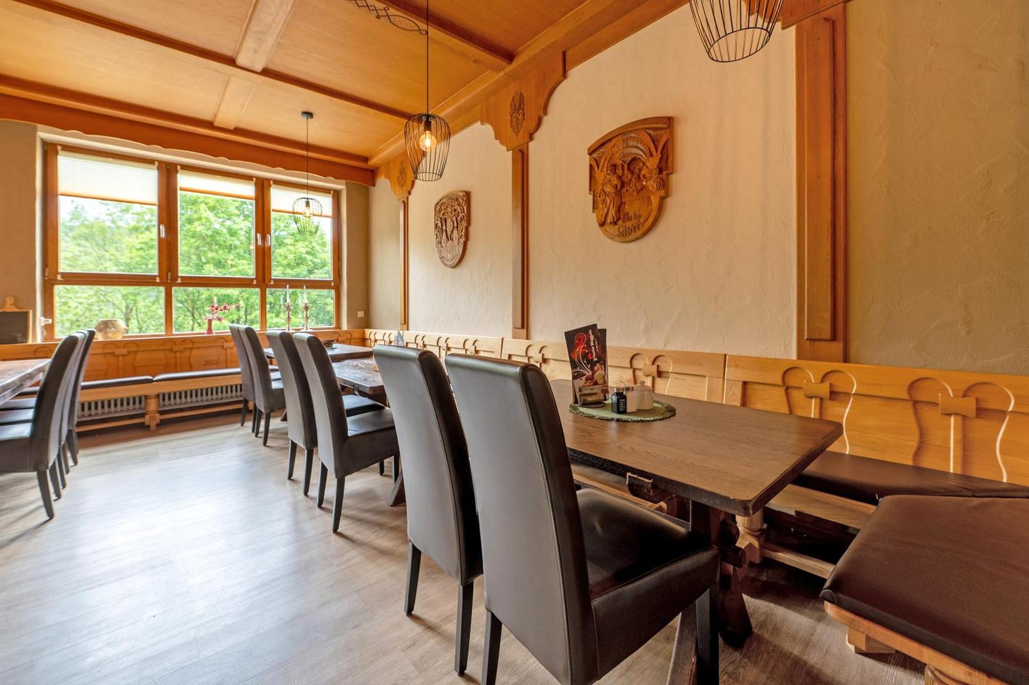 Bed And Breakfast St Wendel พรุม ภายนอก รูปภาพ
